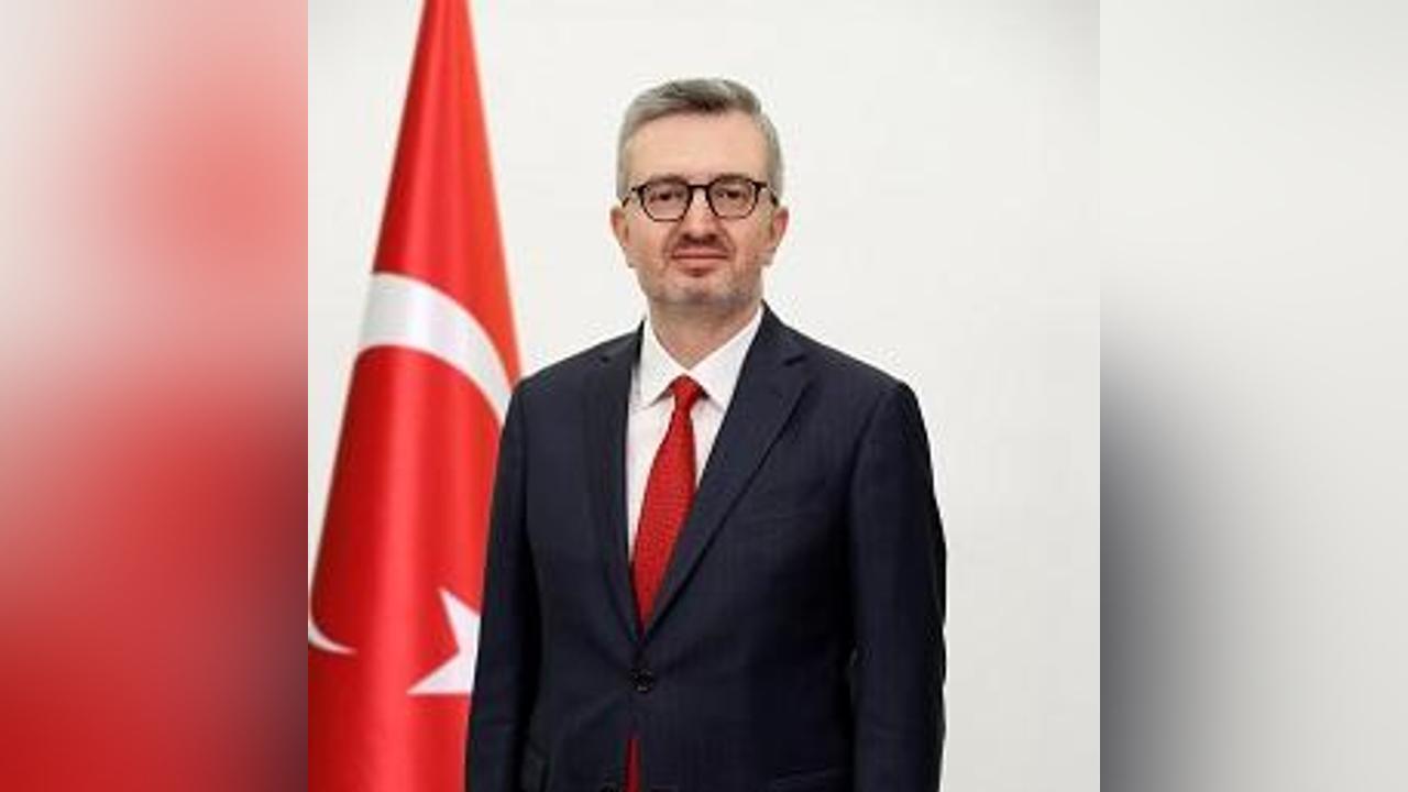 نائب وزير الخارجية التركي يصل البلاد بعد غد السبت نائب وزير الخارجية التركي يصل البلاد بعد غد السبت