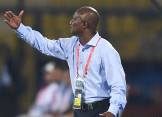 أبياه مدرب السودان: كرة القدم أحد المفاتيح التي يمكن أن تنهي الحروب أبياه مدرب السودان: كرة القدم أحد المفاتيح التي يمكن أن تنهي الحروب