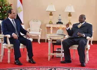 أزمة السودان ضمن إتصال هاتفي بين الرئيس المصري والأوغندي أزمة السودان ضمن إتصال هاتفي بين الرئيس المصري والأوغندي