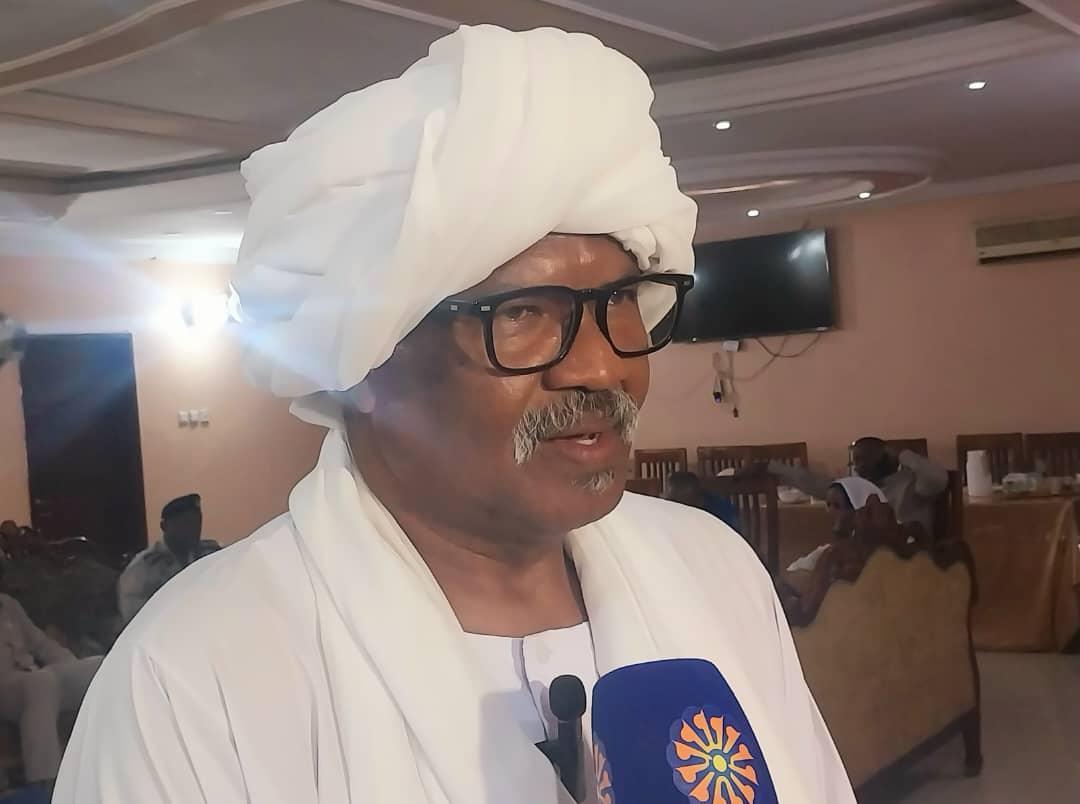 والى القضارف يصدر قرار بحل لجنة الاستنفار والمقاومة الشعبية بالولاية والى القضارف يصدر قرار بحل لجنة الاستنفار والمقاومة الشعبية بالولاية