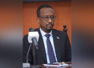 الإعيسر: الحكومة ستتصدى لكل المحاولات البائسة التي تهدف لتفكيك الدولة السودانية الإعيسر: الحكومة ستتصدى لكل المحاولات البائسة التي تهدف لتفكيك الدولة السودانية