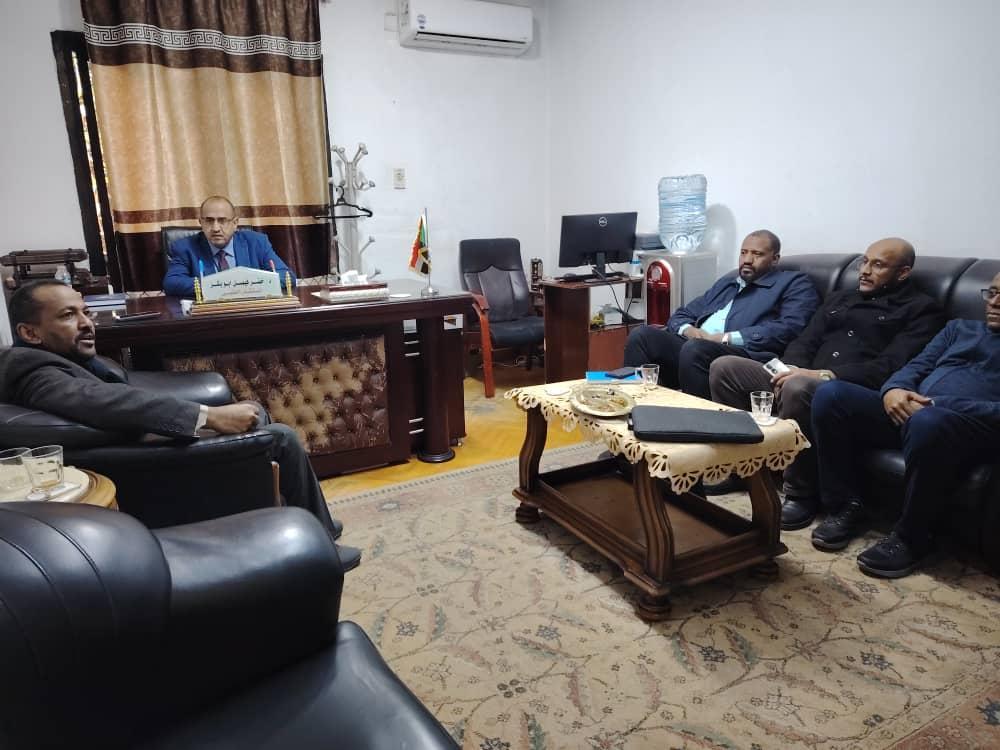 اتجاه لتوقيع مذكرة تفاهم بين التأمين الصحي ونظيره المصري اتجاه لتوقيع مذكرة تفاهم بين التأمين الصحي ونظيره المصري