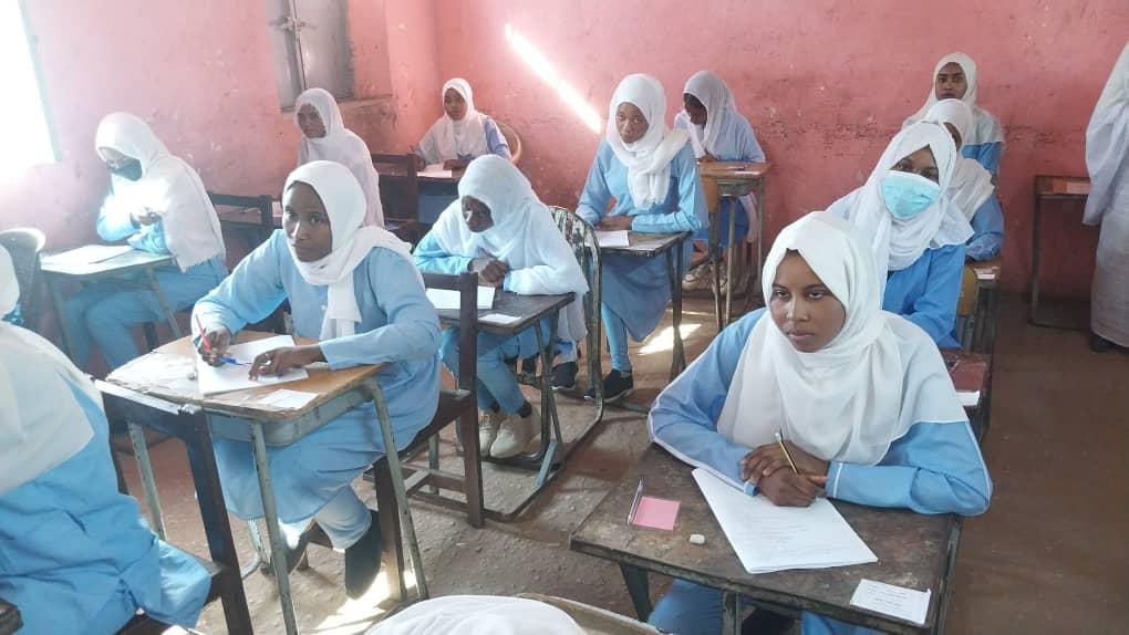 جولة سونا الأبيض على عدد من مراكز الامتحانات وسكن الطلاب جولة سونا الأبيض على عدد من مراكز الامتحانات وسكن الطلاب