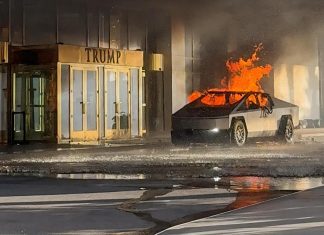 كيف استخدم المسؤول عن تفجير سايبرترك في لاس فيغاس “شات جي بي تي” في هجومه؟ كيف استخدم المسؤول عن تفجير سايبرترك في لاس فيغاس "شات جي بي تي" في هجومه؟