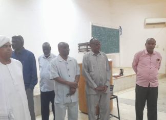 المدير التنفيذي لمحلية شندي يقف على سير أداء امتحان الجزء الثاني لتخصص النساء والتوليد الذي نظمه المجلس القومي السوداني للتخصصات الطبية المدير التنفيذي لمحلية شندي يقف على سير أداء امتحان الجزء الثاني لتخصص النساء والتوليد الذي نظمه المجلس القومي السوداني للتخصصات الطبية