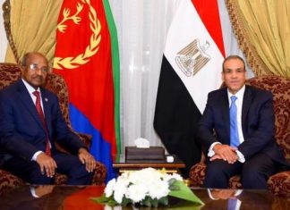 مصر وإريتريا تبحثان تعزيز الأمن والاستقرار في القرن الأفريقي مصر وإريتريا تبحثان تعزيز الأمن والاستقرار في القرن الأفريقي