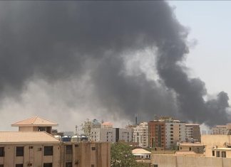 ناشطون سودانيون: 16 قتيلا بقصف “الدعم السريع” مخيما للنازحين بالفاشر ناشطون سودانيون: 16 قتيلا بقصف "الدعم السريع" مخيما للنازحين بالفاشر