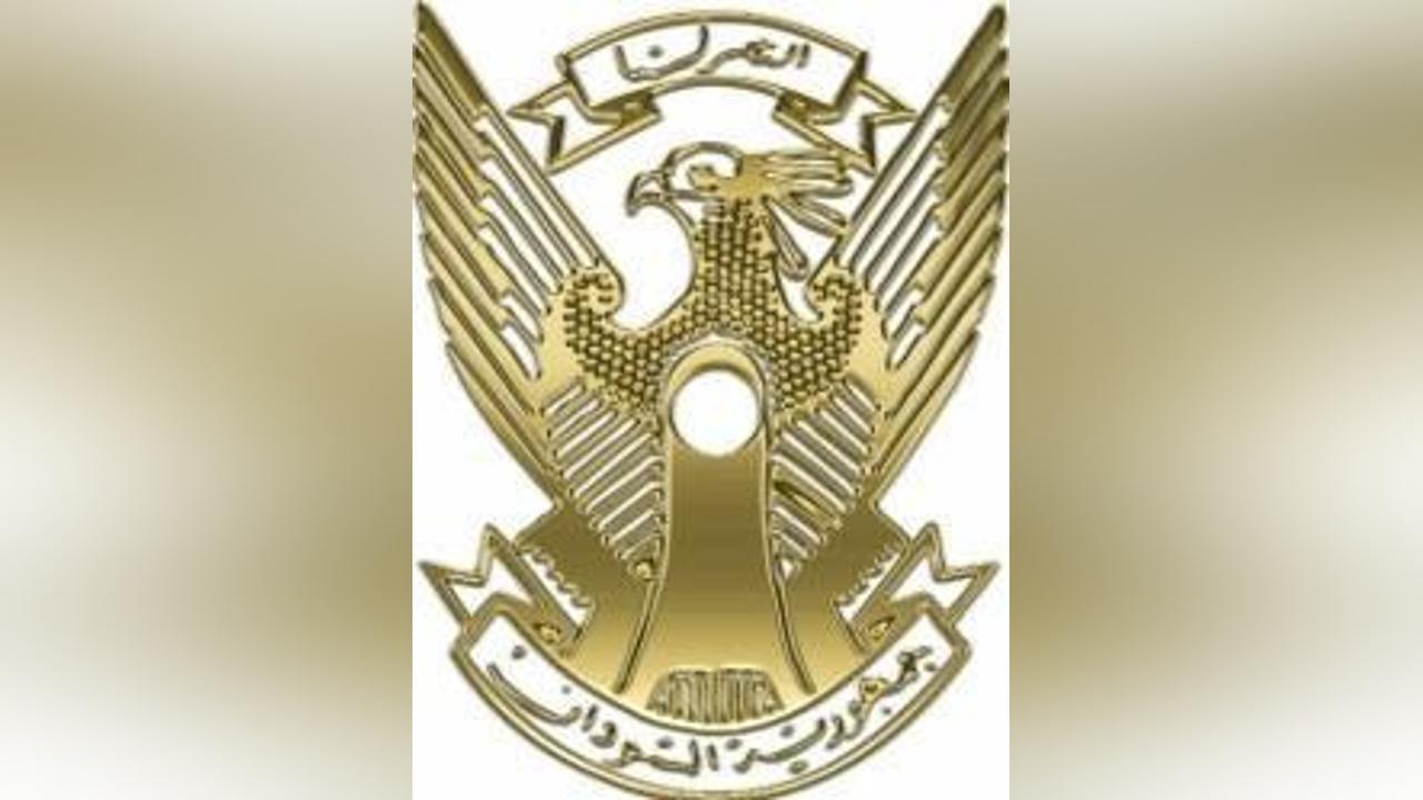 القوات المسلحة تستنكر القرار الأمريكي بفرض عقوبات على القائد العام القوات المسلحة تستنكر القرار الأمريكي بفرض عقوبات على القائد العام