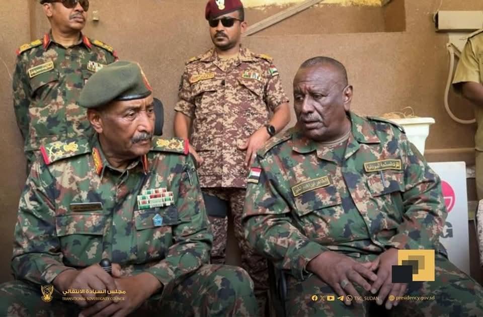 رئيس مجلس السيادة القائد العام للقوات المسلحة يتفقد المنشآت الحكومية والخدمية التي دمرتها المليشيا الإرهابية بود مدني رئيس مجلس السيادة القائد العام للقوات المسلحة يتفقد المنشآت الحكومية والخدمية التي دمرتها المليشيا الإرهابية بود مدني