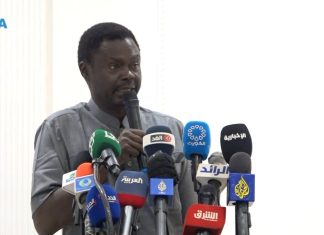 مناوي: المليشيا هي التي ترفض الحل السلمي بعدم التزامها بمخرجات منبر جدة وتصر على المواجهة مناوي: المليشيا هي التي ترفض الحل السلمي بعدم التزامها بمخرجات منبر جدة وتصر على المواجهة