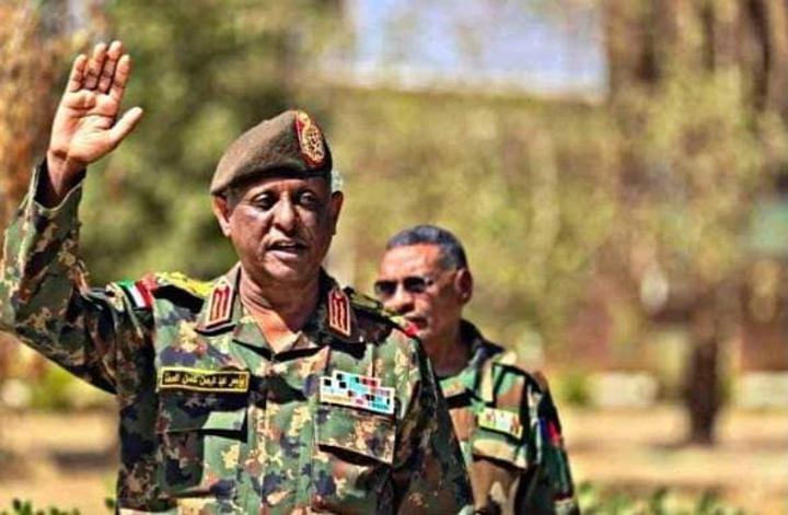 ياسر العطا يكشف معلومات خطيرة عن قتال منسوبي جنوب السودان مع الدعم السريع ويتوعد ..جيب الإمارات مفتوح لكل مرتشٍ “فيديو” ياسر العطا يكشف معلومات خطيرة عن قتال منسوبي جنوب السودان مع الدعم السريع ويتوعد ..جيب الإمارات مفتوح لكل مرتشٍ “فيديو”