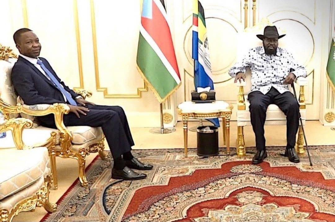 كباشي يصل الى جوبا لتلافي أزمة في جنوب السودان كباشي يصل الى جوبا لتلافي أزمة في جنوب السودان
