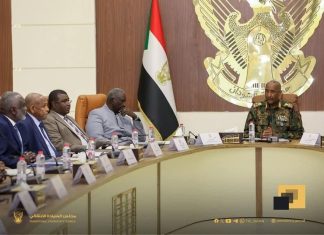 برئاسة الفريق البرهان مجلسا السيادة والوزراء يجيزان الموازنة العامة للدولة برئاسة الفريق البرهان مجلسا السيادة والوزراء يجيزان الموازنة العامة للدولة