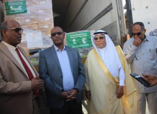 وزارة الصحة تدشن الدفعة الاولى من الدعم الصحي المقدم من المملكة العربية السعودية عبر مركز الملك سلمان للاغاثة وزارة الصحة تدشن الدفعة الاولى من الدعم الصحي المقدم من المملكة العربية السعودية عبر مركز الملك سلمان للاغاثة