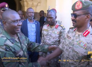 عضو مجلس السيادة صلاح الدين آدم يطّلع على حجم الدمار بود مدني عضو مجلس السيادة صلاح الدين آدم يطّلع على حجم الدمار بود مدني