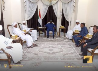 نائب رئيس مجلس السيادة يلتقي وفد الجبهة الوطنية للولايات الوسطى نائب رئيس مجلس السيادة يلتقي وفد الجبهة الوطنية للولايات الوسطى