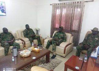 بادي يطلع على نتائج زيارة اللجنة العليا للإستنفار والمقاومة الشعبية لبورتسودان بادي يطلع على نتائج زيارة اللجنة العليا للإستنفار والمقاومة الشعبية لبورتسودان