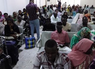 عائدون من جنوب السودان يتوجهون بالشكر للبرهان ويصفونه برمز السيادة عائدون من جنوب السودان يتوجهون بالشكر للبرهان ويصفونه برمز السيادة