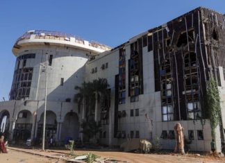 الجيش السوداني يصد هجومًا قرب القيادة العامة والقصر الجيش السوداني يصد هجومًا قرب القيادة العامة والقصر