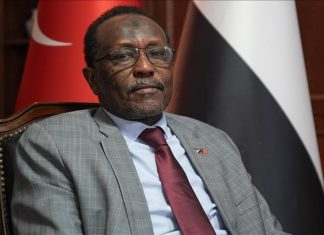 سفير السودان بتركيا: نطالب بدعم دولي لمسار الحل السياسي (مقابلة) سفير السودان بتركيا: نطالب بدعم دولي لمسار الحل السياسي (مقابلة)