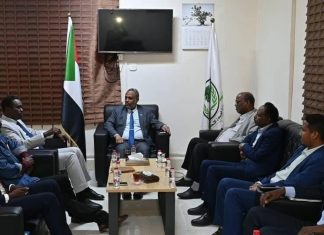 وزير الصحة يلتقي مدراء الصحة بالولايات وزير الصحة يلتقي مدراء الصحة بالولايات