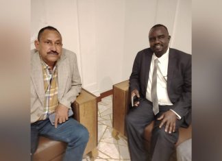 وزير الصحة بسنار يبحث مع مدير المستشفيات الاتحادي افتتاح مستشفى الشيخ طلحة وزير الصحة بسنار يبحث مع مدير المستشفيات الاتحادي افتتاح مستشفى الشيخ طلحة