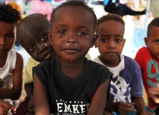 يونيسف: 1.3 مليون طفل دون الخامسة بالسودان يعيشون في بؤر المجاعة يونيسف: 1.3 مليون طفل دون الخامسة بالسودان يعيشون في بؤر المجاعة