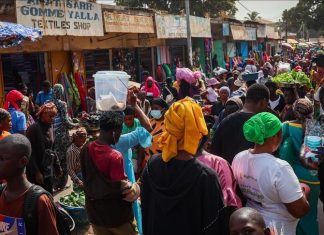 أسواق إفريقيا الكبرى.. تجارة بتفاعل ثقافي وإرث تاريخي (تقرير) أسواق إفريقيا الكبرى.. تجارة بتفاعل ثقافي وإرث تاريخي (تقرير)