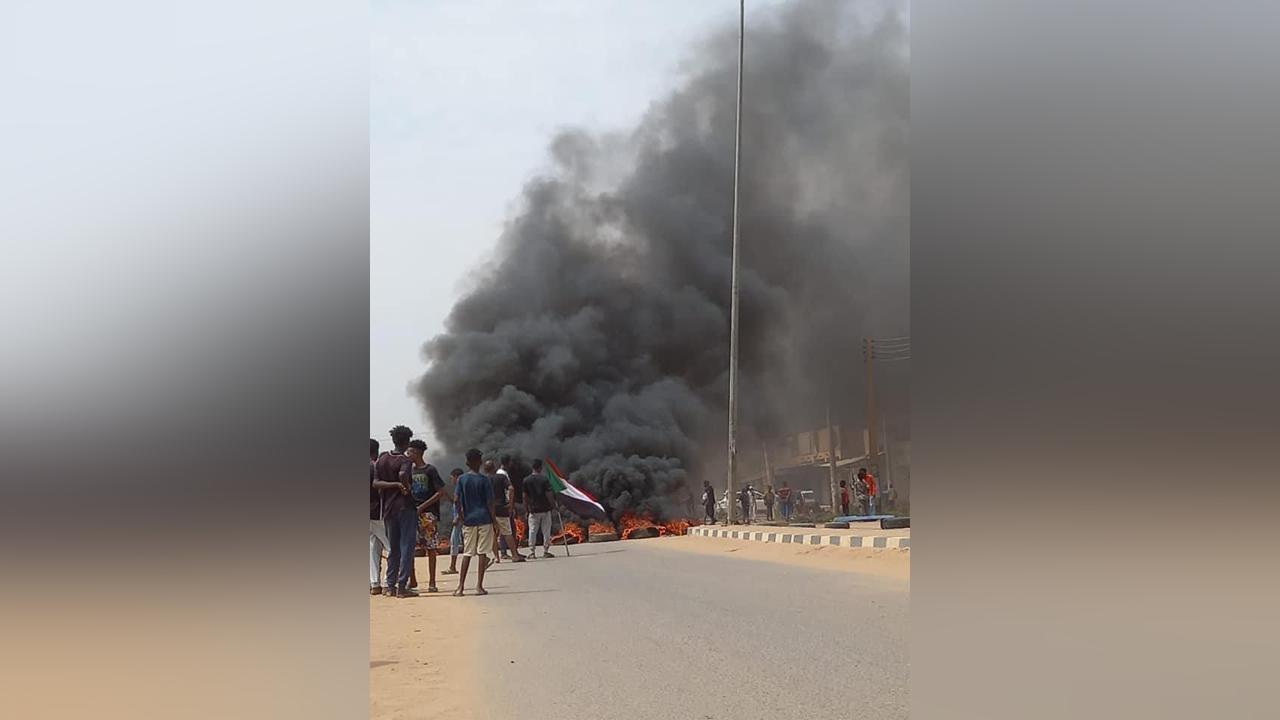 ثلاثة إنفجارات عنيفة تهز مدينة نيالا ثلاثة إنفجارات عنيفة تهز مدينة نيالا