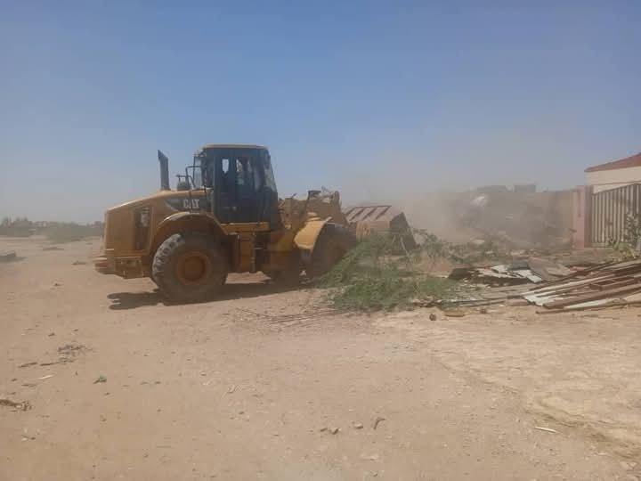 حملة إزالة السكن العشوائي في العزبة تكشف عن أسواق لبيع المنهوبات حملة إزالة السكن العشوائي في العزبة تكشف عن أسواق لبيع المنهوبات