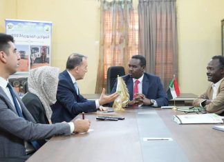 وزير التنمية العمرانية يبحث مع السفير التركي تعزيز التعاون في البنية التحتية وزير التنمية العمرانية يبحث مع السفير التركي تعزيز التعاون في البنية التحتية