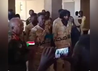 قائد ميداني في الدعم السريع يستسلم مع قواته لـ “الجيش” ويكشف الأسباب قائد ميداني في الدعم السريع يستسلم مع قواته لـ “الجيش” ويكشف الأسباب