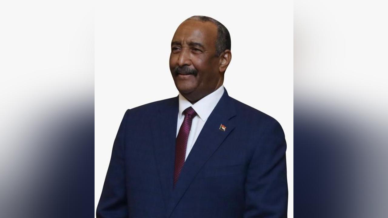 رئيس مجلس السيادة يلتقي المبعوث الألماني للقرن الأفريقي رئيس مجلس السيادة يلتقي المبعوث الألماني للقرن الأفريقي