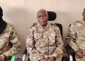 والي شمال دارفور يتفقد جرحى ومصابي العمليات ويهنئ القيادة والشعب بتحرير ولاية الخرطوم والي شمال دارفور يتفقد جرحى ومصابي العمليات ويهنئ القيادة والشعب بتحرير ولاية الخرطوم
