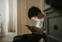 مستخدمو ChatGPT بكثرة هم الأكثر شعوراً بالوحدة مستخدمو ChatGPT بكثرة هم الأكثر شعوراً بالوحدة