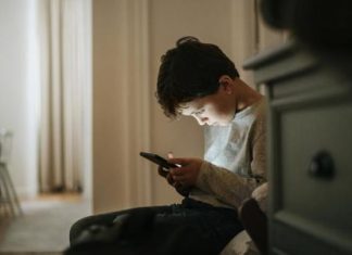 مستخدمو ChatGPT بكثرة هم الأكثر شعوراً بالوحدة مستخدمو ChatGPT بكثرة هم الأكثر شعوراً بالوحدة