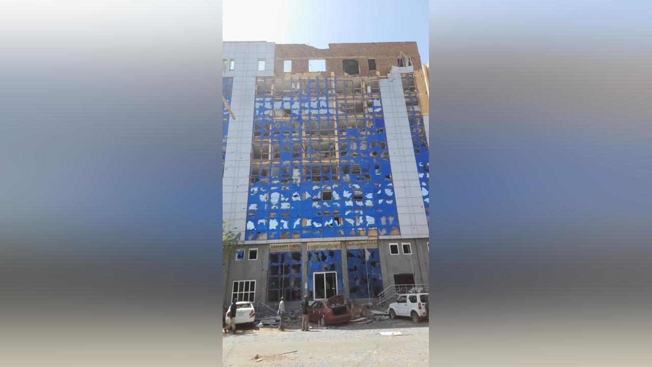 جولة تكشف حجم التخريب بمقر وكالة السودان للأنباء ضمن جرائم المليشيا المتمردة جولة تكشف حجم التخريب بمقر وكالة السودان للأنباء ضمن جرائم المليشيا المتمردة