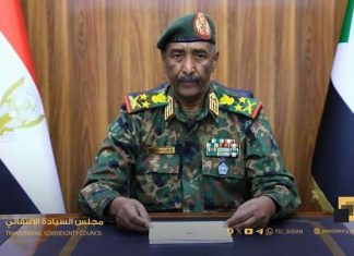 البرهان يمنح فرصة أخيرة لـ” الدعم السريع”.. إلقاء السلاح أو على الباغي ستدور الدوائر البرهان يمنح فرصة أخيرة لـ” الدعم السريع”.. إلقاء السلاح أو على الباغي ستدور الدوائر