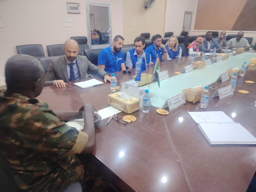 حمزة يناقش مع الهجرة الدولية دعم برنامج الإعمار حمزة يناقش مع الهجرة الدولية دعم برنامج الإعمار