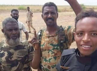 حادث سير لقائد قوات درع السودان مع عدد من مرافقيه حادث سير لقائد قوات درع السودان مع عدد من مرافقيه