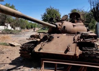 نشطاء سودانيون متفائلون باستعادة الجيش مزيدا من المعسكرات بالخرطوم نشطاء سودانيون متفائلون باستعادة الجيش مزيدا من المعسكرات بالخرطوم