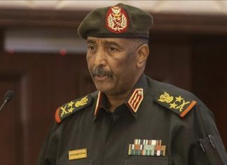 البرهان وأفورقي يبحثان في إريتريا تطورات الأوضاع بالسودان البرهان وأفورقي يبحثان في إريتريا تطورات الأوضاع بالسودان