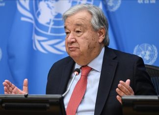 غوتيريش يدين استهداف مخيمات نازحين بالسودان ويدعو لوقف القتال غوتيريش يدين استهداف مخيمات نازحين بالسودان ويدعو لوقف القتال