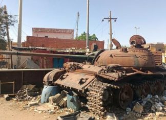 معركة الخرطوم وآفاق الأزمة السياسية في السودان معركة الخرطوم وآفاق الأزمة السياسية في السودان