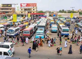 القبض على 18 متهماً بينهم 8 فتيات في بورتسودان القبض على 18 متهماً بينهم 8 فتيات في بورتسودان