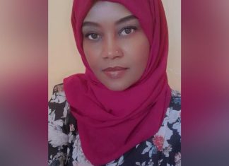 اعتقال صحفية في السودان وتفتيش هاتفها بعنف اعتقال صحفية في السودان وتفتيش هاتفها بعنف