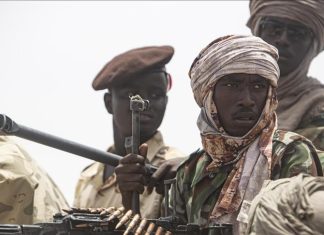 اشتباكات عنيفة بالفاشر بين الجيش والدعم السريع اشتباكات عنيفة بالفاشر بين الجيش والدعم السريع