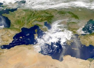 أكبر فيضان في تاريخ الأرض قبالة المغرب عمره 5 ملايين سنة أكبر فيضان في تاريخ الأرض قبالة المغرب عمره 5 ملايين سنة