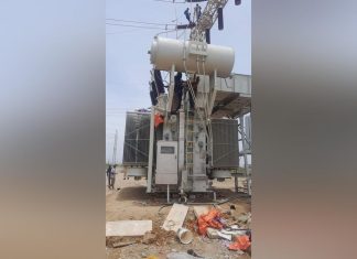 عودة الكهرباء لمدينة عطبرة بعد انقطاع دام 14 يوما عودة الكهرباء لمدينة عطبرة بعد انقطاع دام 14 يوما