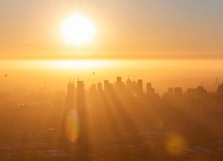 كم الطاقة الشمسية الواصل لسطح الأرض أصبح أكبر من قبل كم الطاقة الشمسية الواصل لسطح الأرض أصبح أكبر من قبل